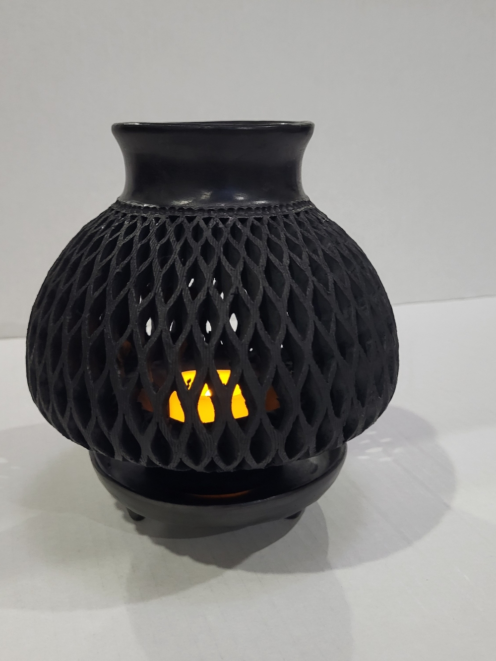 Oaxaca Art Pottery Barro Negro Mexico Hand Carved Black Clay Round Candale Lamp